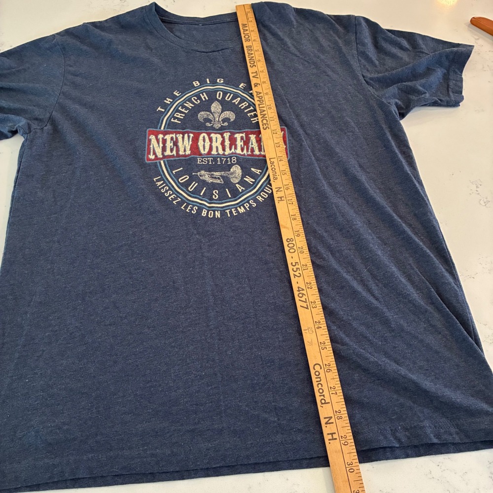 New Orleans French Quarter Graphic Souvenir Tee XL? Fleur De Lis Vtg Style NOLA - Picture 4 of 6